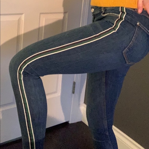 Zara jeans with stripe - Picture 5 of 10